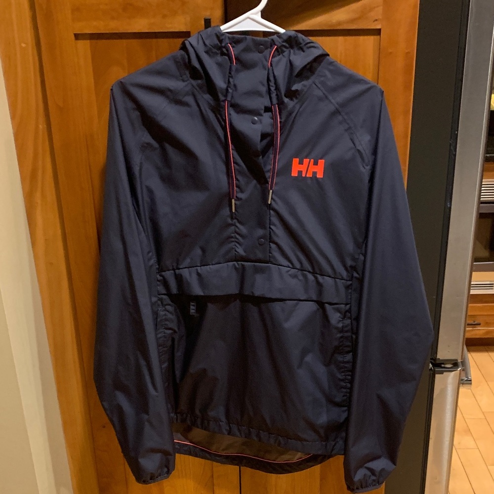 Helly Hansen Dark Blue Anorak with Red Logo